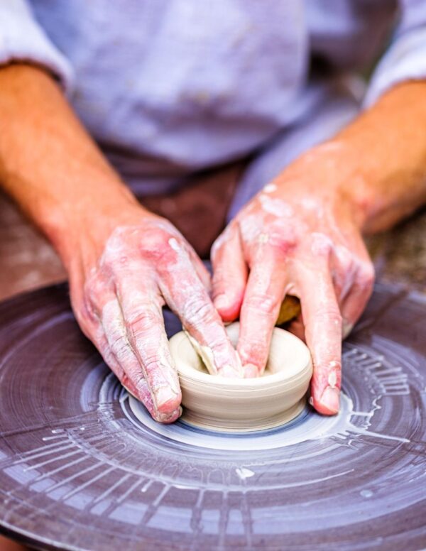 Crafty Hour Pottery Wheel Throwing